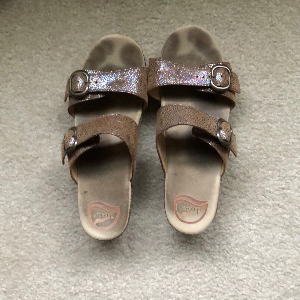 Dansko summer shoes